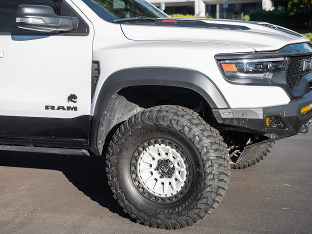 2019-UP RAM 1500 TRX CARBON FIBER SIDE DOOR FENDER VENT TRIM