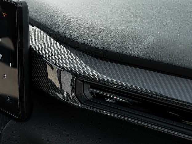2024-UP FORD MUSTANG S650 | CARBON FIBER AC OUTLET COVER PANEL