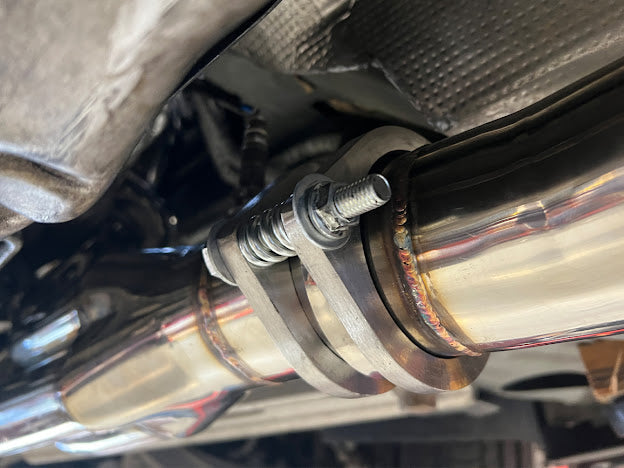 2009-2014 CADILLAC CTS-V 6.2L V8 RESONATED MID PIPE