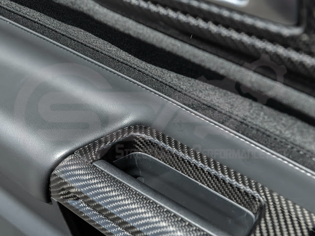 2015-2023 FORD MUSTANG S550 | CARBON FIBER SIDE DOOR GLASS LIFTING PANEL COVER TRIM