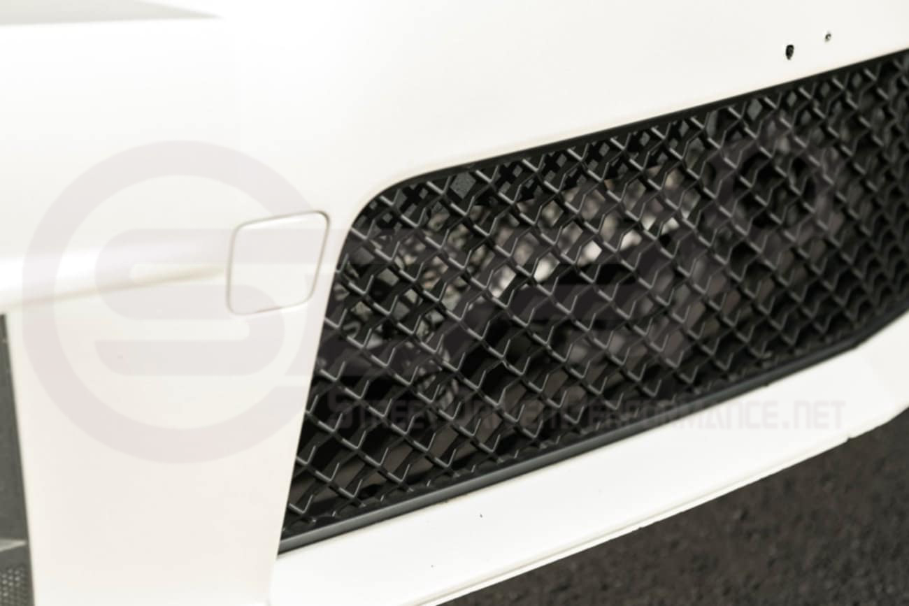 2009-2015 CTS-V V2 -  Black front grilles set (blank no emblem)
