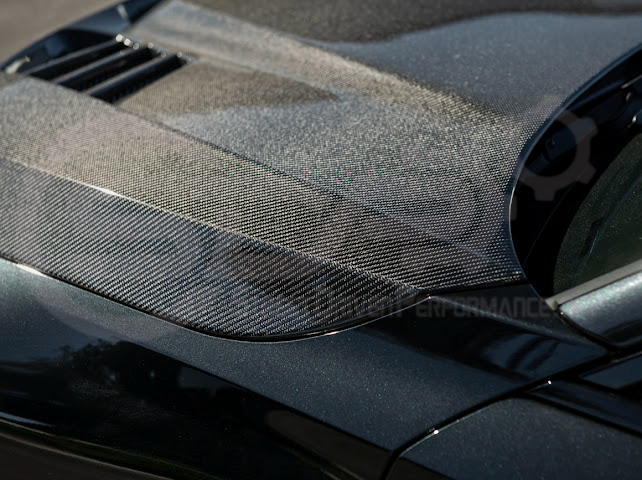 2023-Up BMW G87 M2 | V Style CARBON FIBER Front Vented Heat Extraction Hood