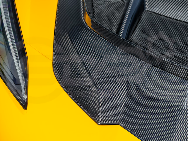 2020+ Corvette C8 | ZR1 Style Replica CARBON FIBER Front Hood