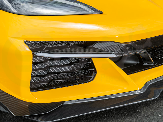 2023+ CHEVROLET CORVETTE C8 Z06 | CARBON FIBER SEQUENTIAL LED DRL LIGHT BAR BEZEL INSERT