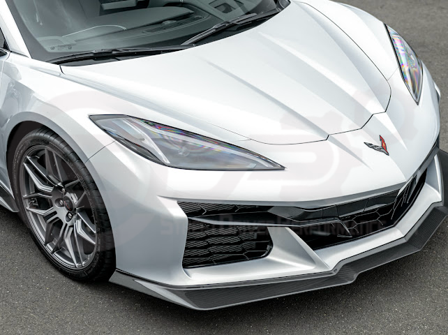 2023-UP CORVETTE C8 Z06 | Z07 STYLE EXTENDED ONE-PIECE FRONT LIP SPLITTER GROUND EFFECTS