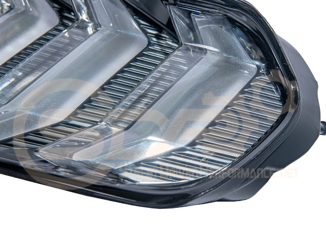 2015-2023 FORD MUSTANG S550 | SIGNAL LED XB RED / CLEAR REAR TAIL LIGHT