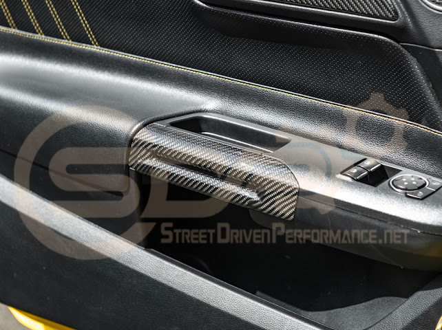 2024-UP FORD MUSTANG S650 | CARBON FIBER SIDE DOOR ARMREST PANEL TRIM COVER
