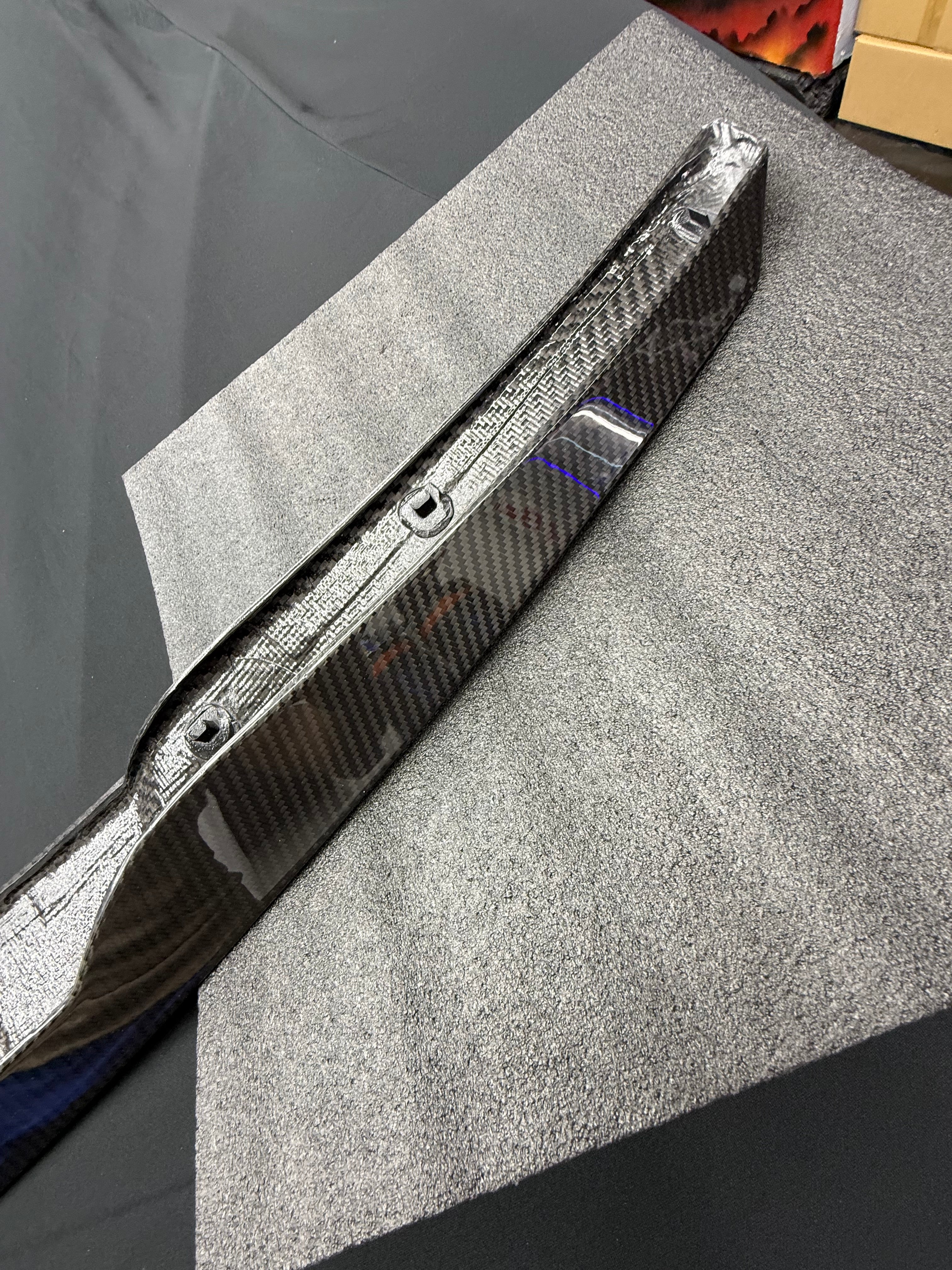 *BRAND NEW OPEN BOX / DISCOUNTED* 2019 CHEVROLET CORVETTE C7 ZR1 | CARBON FIBER REAR LID BASE SPOILER WING