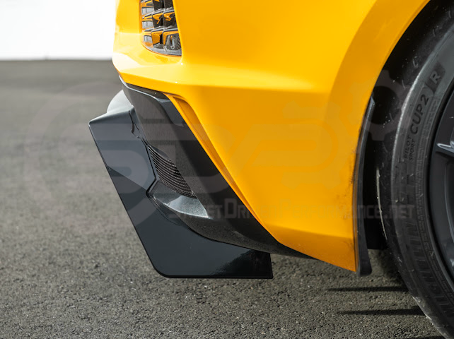 2023-UP CORVETTE C8 Z06 | GLOSSY BLACK REAR BUMPER FINNED DIFFUSER