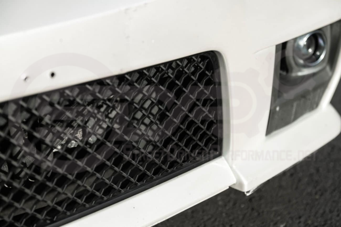 2009-2015 CTS-V V2 -  Black front grilles set (blank no emblem)
