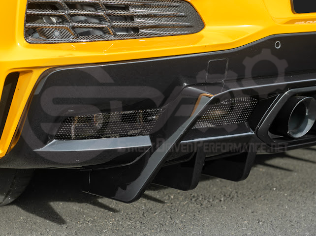 2023-UP CORVETTE C8 Z06 | GLOSSY BLACK REAR BUMPER FINNED DIFFUSER
