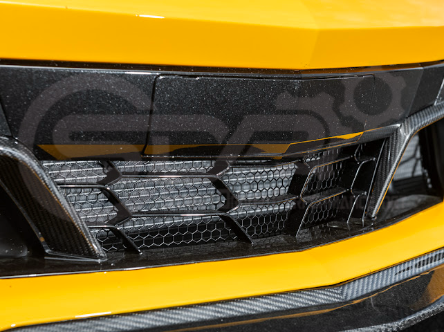 2023+ CHEVROLET CORVETTE C8 E-RAY & Z06 | FACTORY OEM STYLE GLOSSY BLACK FRONT RADIATOR MESH GRILLE GUARD