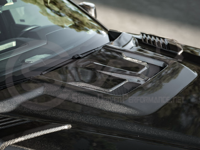 2022-UP TOYOTA TUNDRA | SDP CARBON FIBER FRONT VENTED HOOD WITH SIDE VENTS