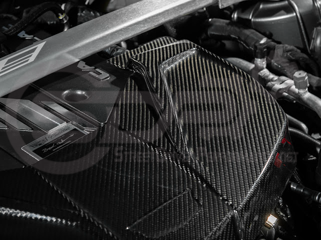 2022-UP CADILLAC CT5-V BLACKWING | DRY CARBON FIBER REPLACEMENT FRONT ENGINE COVER