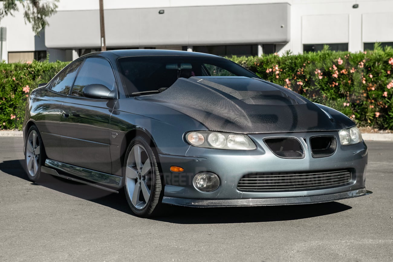 2004-2006 PONTIAC GTO | ZR1 STYLE CARBON FIBER FRONT VENTED COWL HOOD