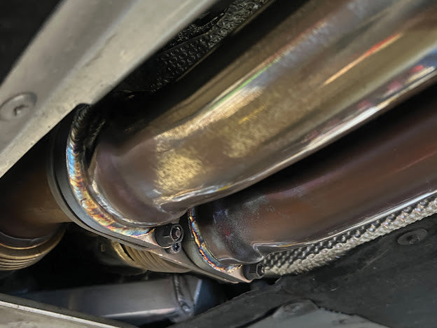 2015-2019 BMW F80 M3 & F82 / F83 M4 | RESONATED MID PIPE EXHAUST