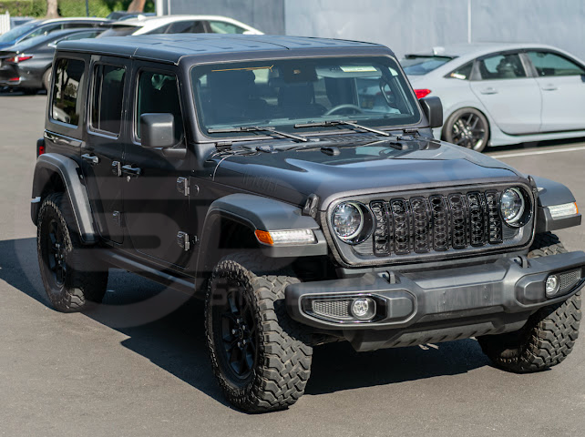2024-UP JEEP WRANGLER GLADIATOR | FACTORY STYLE FRONT BUMPER GRILLE INSERT SURROUNDING REPLACEMENT
