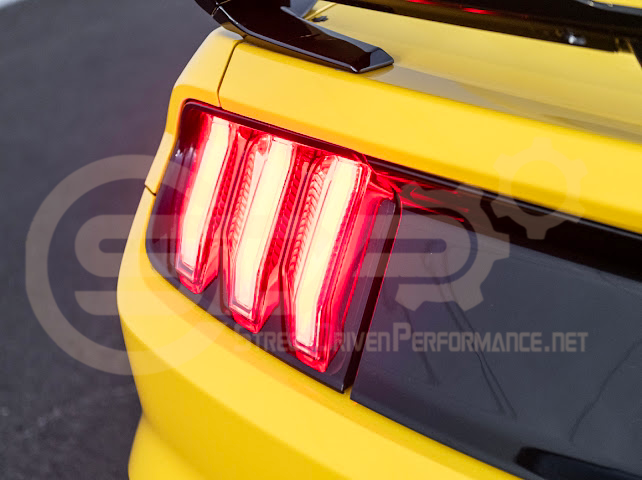 2015-2023 FORD MUSTANG S550 | SIGNAL LED XB RED / CLEAR REAR TAIL LIGHT