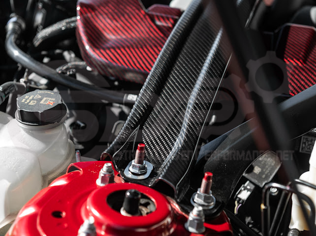 2024-Up Ford Mustang S650 | S650 Dark Horse Style CARBON FIBER Engine Strut Brace Balance Tower Bar