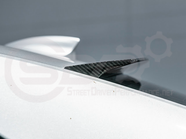 2013-2018 Cadillac ATS ATS-V Sedan Carbon Fiber Rear Roof Top Window Spoiler
