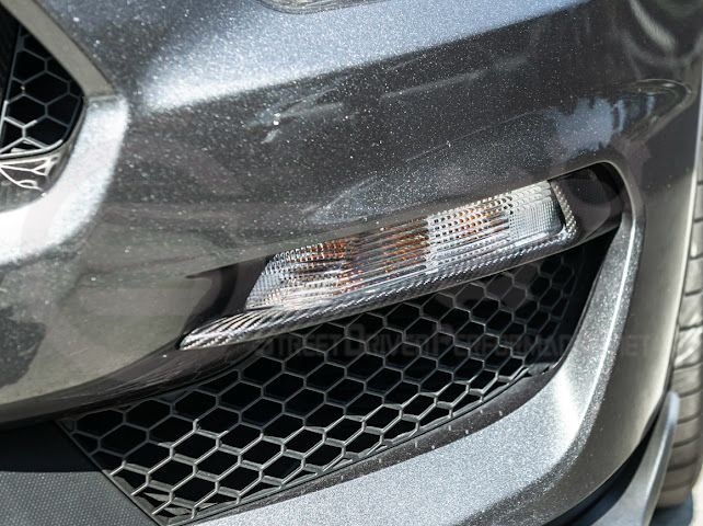 2015-2020 FORD MUSTANG SHELBY GT350 | FRONT FOG LIGHT EYEBROW TRIM COVER