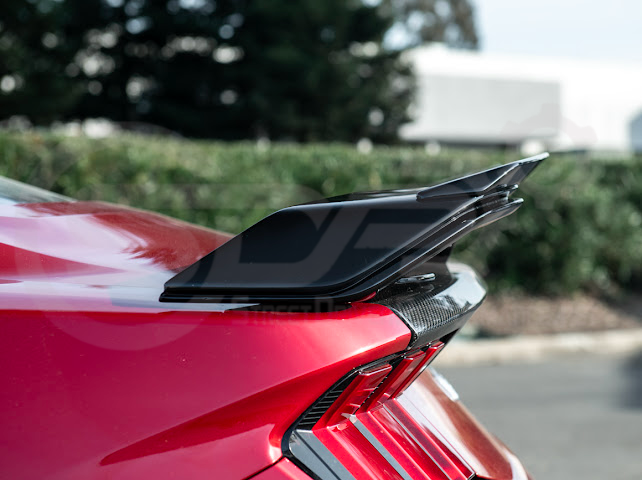 2024-UP FORD MUSTANG | DARKHORSE STYLE GLOSSY BLACK REAR TRUNK LID GURNEY FLAP WICKERBILL WING SPOILER