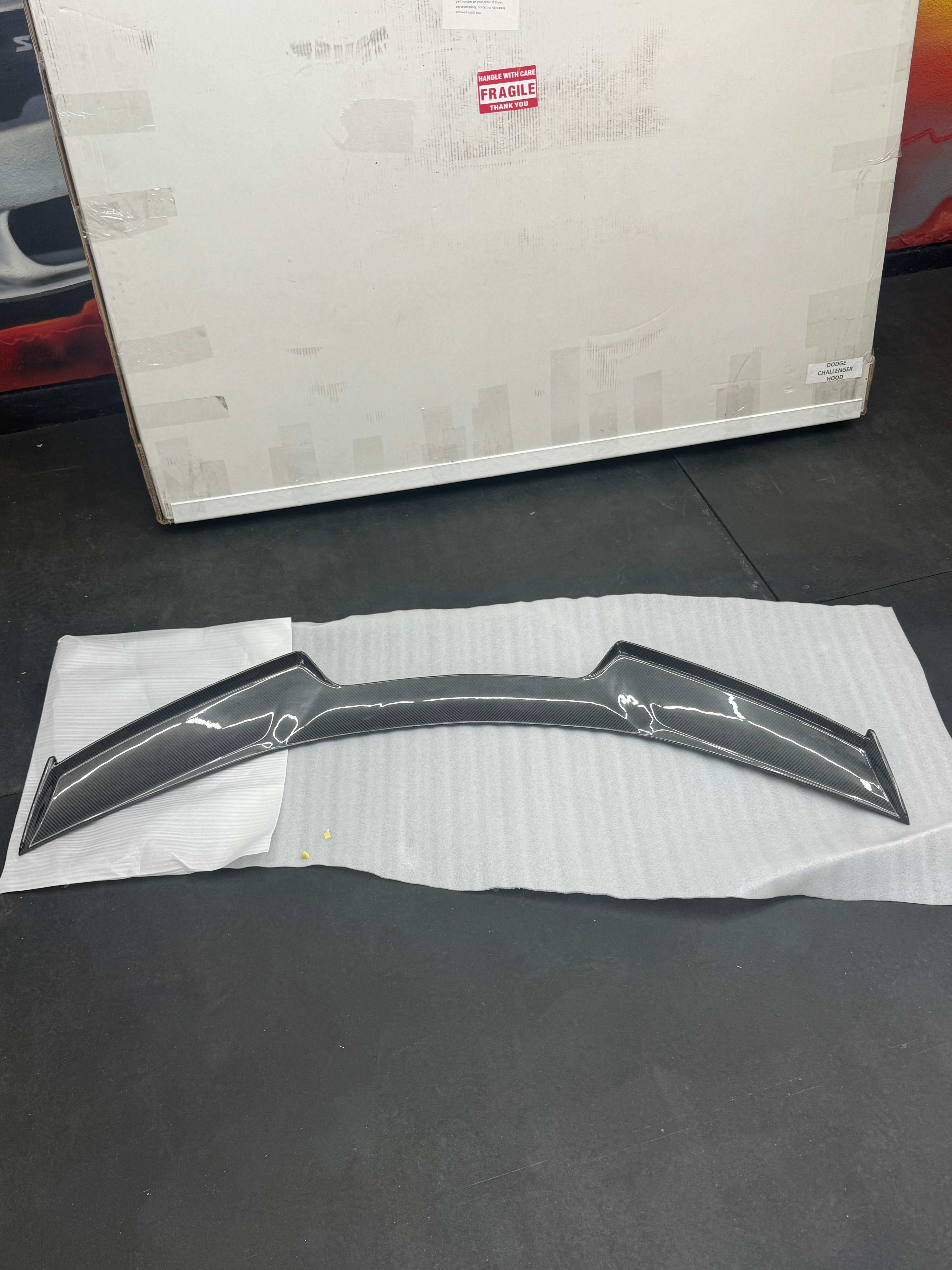 *IMPERFECTION / DISCOUNTED* 2023+ CORVETTE C8 Z06 & E-RAY | CARBON FIBER REAR TRUNK DUCKTAIL WING SPOILER
