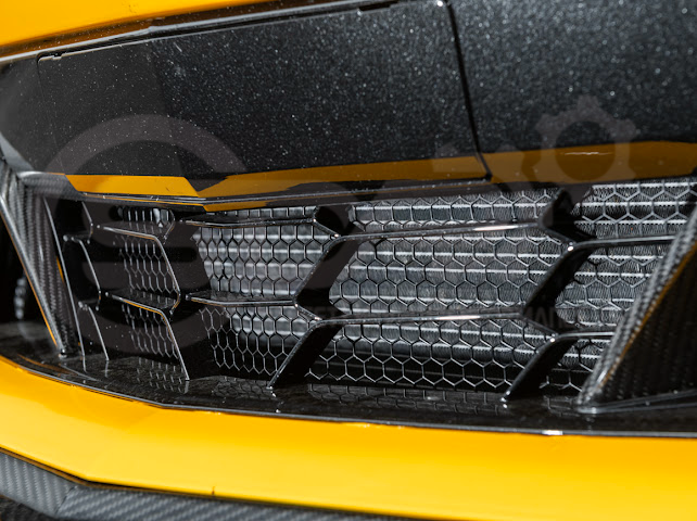 2023+ CHEVROLET CORVETTE C8 E-RAY & Z06 | FACTORY OEM STYLE GLOSSY BLACK FRONT RADIATOR MESH GRILLE GUARD