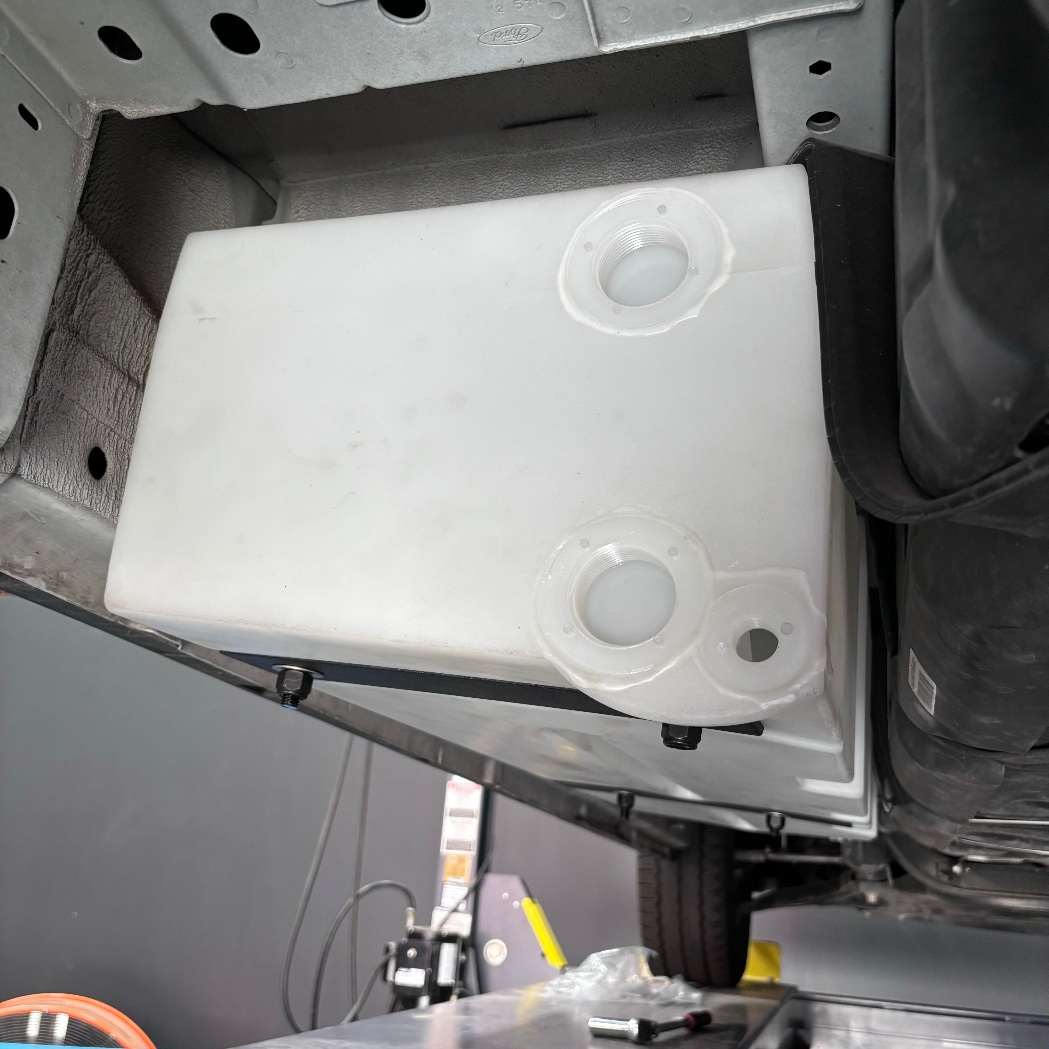 22 Gallon Drivers Side Undercarriage Fresh Water Tank for 2015-2024 Ford Transit 148" & 148" EXT