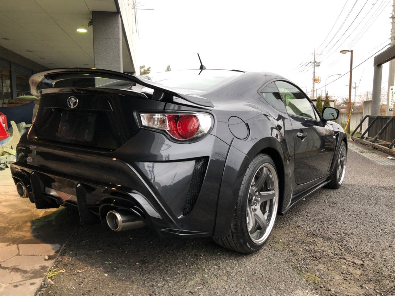 VeilSide 2013-2020 Scion FR-S/ Subaru BR-Z/ Toyota 86 Complete Trim Kit - Front Bumper, Front Fenders, Vented Hood, Side Skirts, Rear Bumper, Rear Fender Trim,Rear Lip Spoiler & Rear Wing (Japanese FRP)
