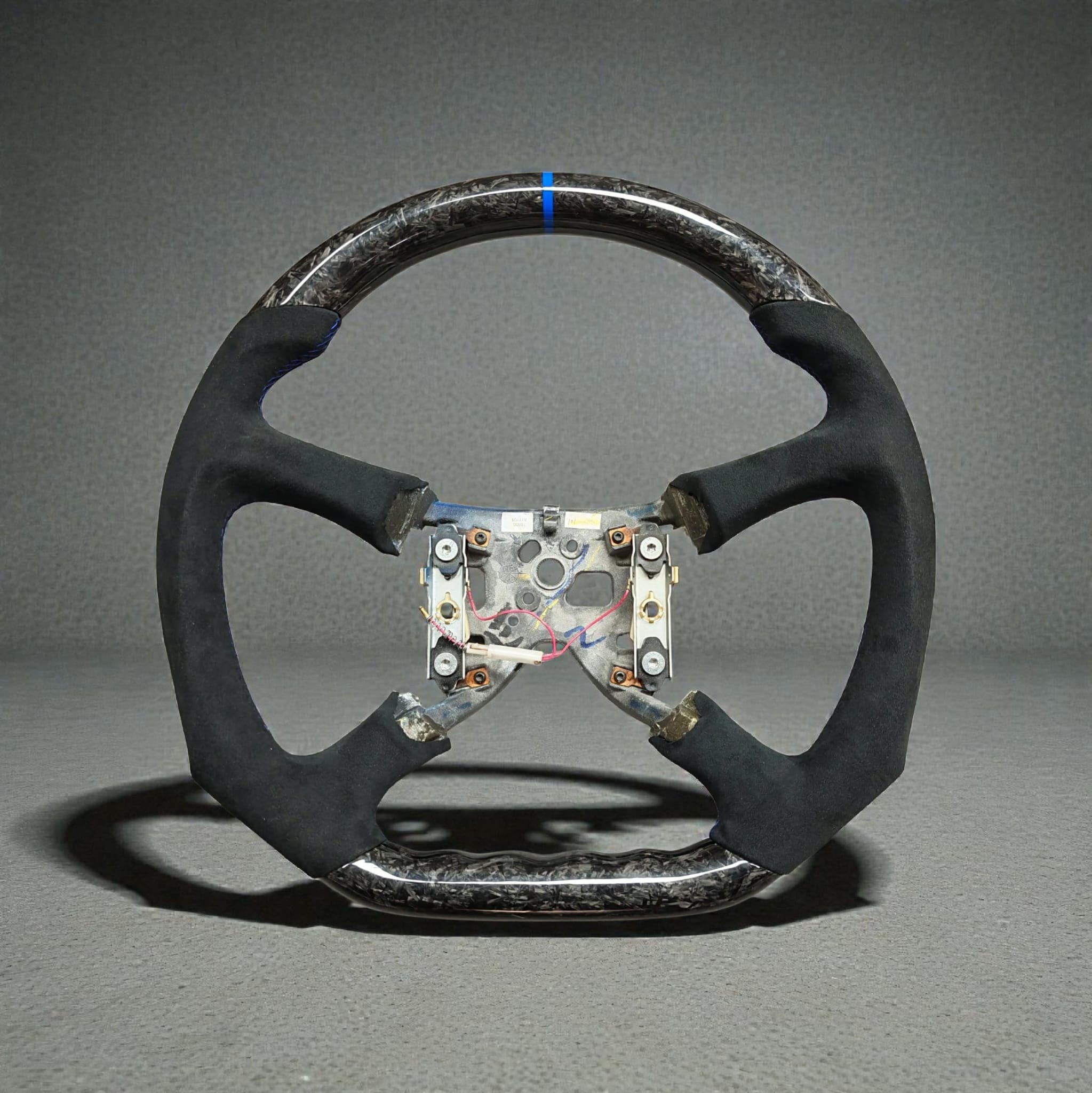 1998 - 2002 GMC Envoy (no built in buttons) - Custom Carbon Fiber Steering Wheel with options