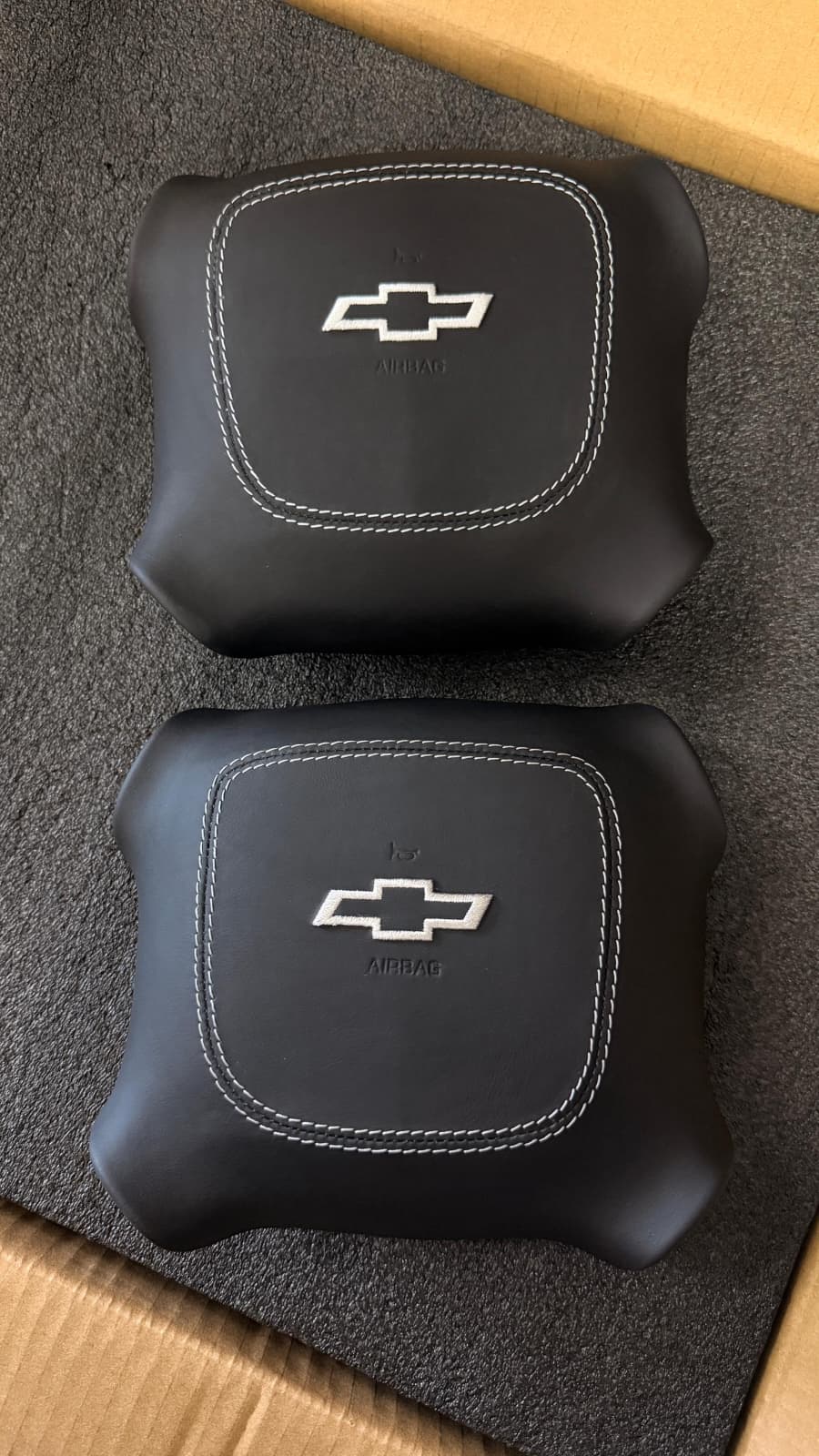 1998 - 2002 GMC Yukon - Custom Airbag Cover for Steering Wheel with options