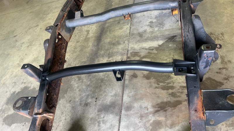 Rust Buster 1999-2004 + 2006 Chevy Silverado 1500 ward Fuel Tank Crossmember
