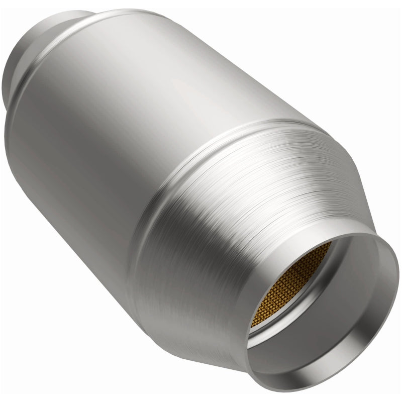 MagnaFlow Conv Universal 2.50 inch C/C CA Pre-OBDII