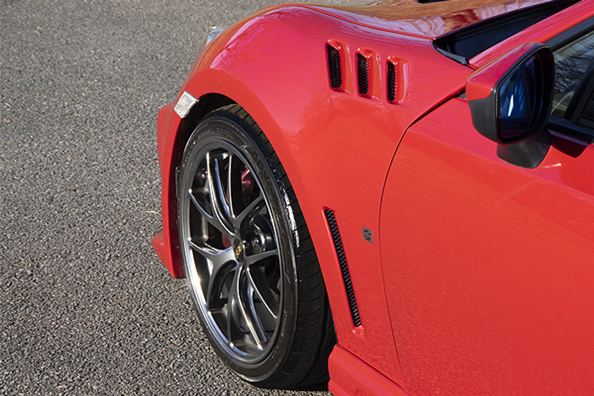 Charge Speed 2013-2020 Subaru BR-Z ZC-6/ Scion FR-S FT-86/ Toyota 86 ZN-6 Model FRP 5MM Each Side Front Fenders With Duct (Japanese FRP) Pair