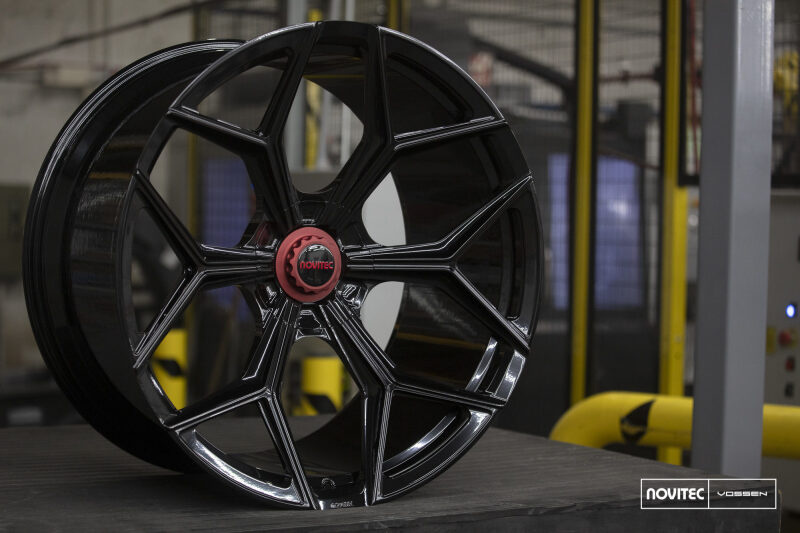 Nl4 Rear Vossen x Novitec NL4-5L 23x12in - 5x130 BP - ET15 - Gloss Black Lambor