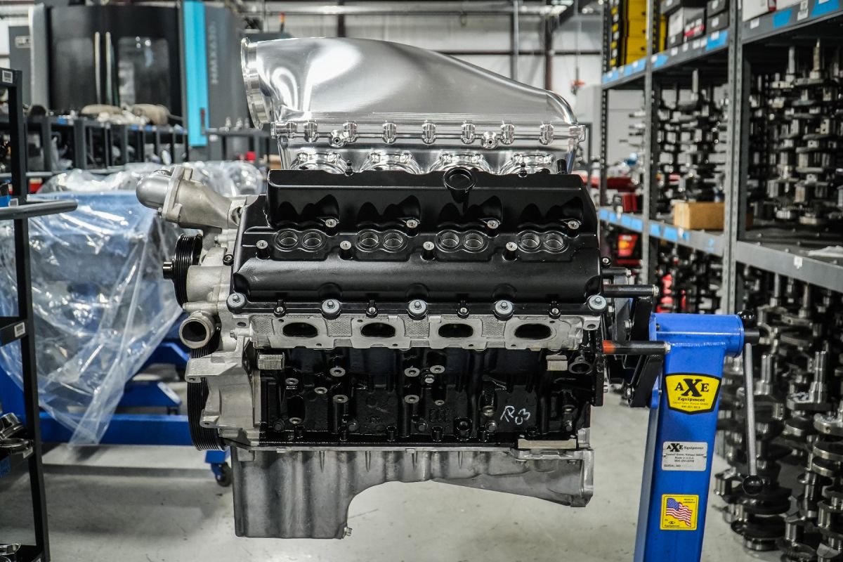 GEN III HEMI 6.2/6.4 LME RACING 2400HP BILLET INTAKE - POWDER COAT