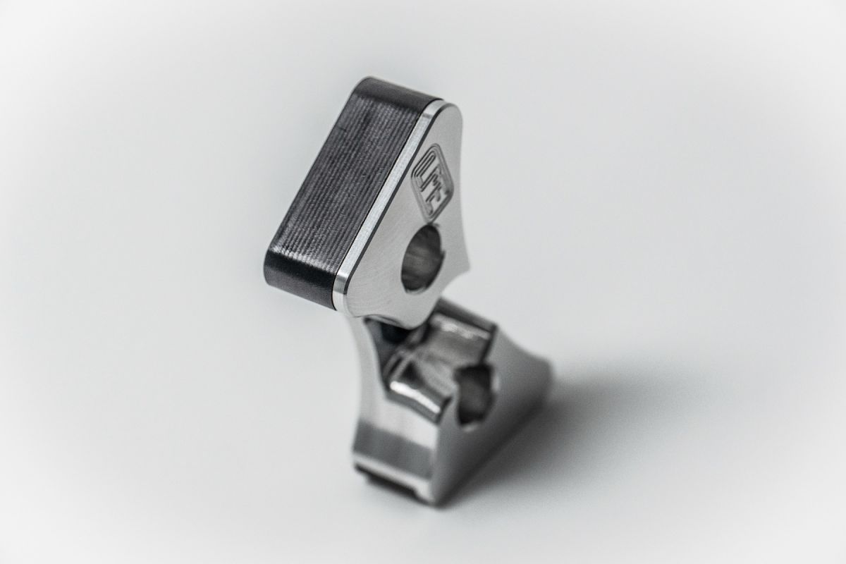 LT Timing Chain Guide