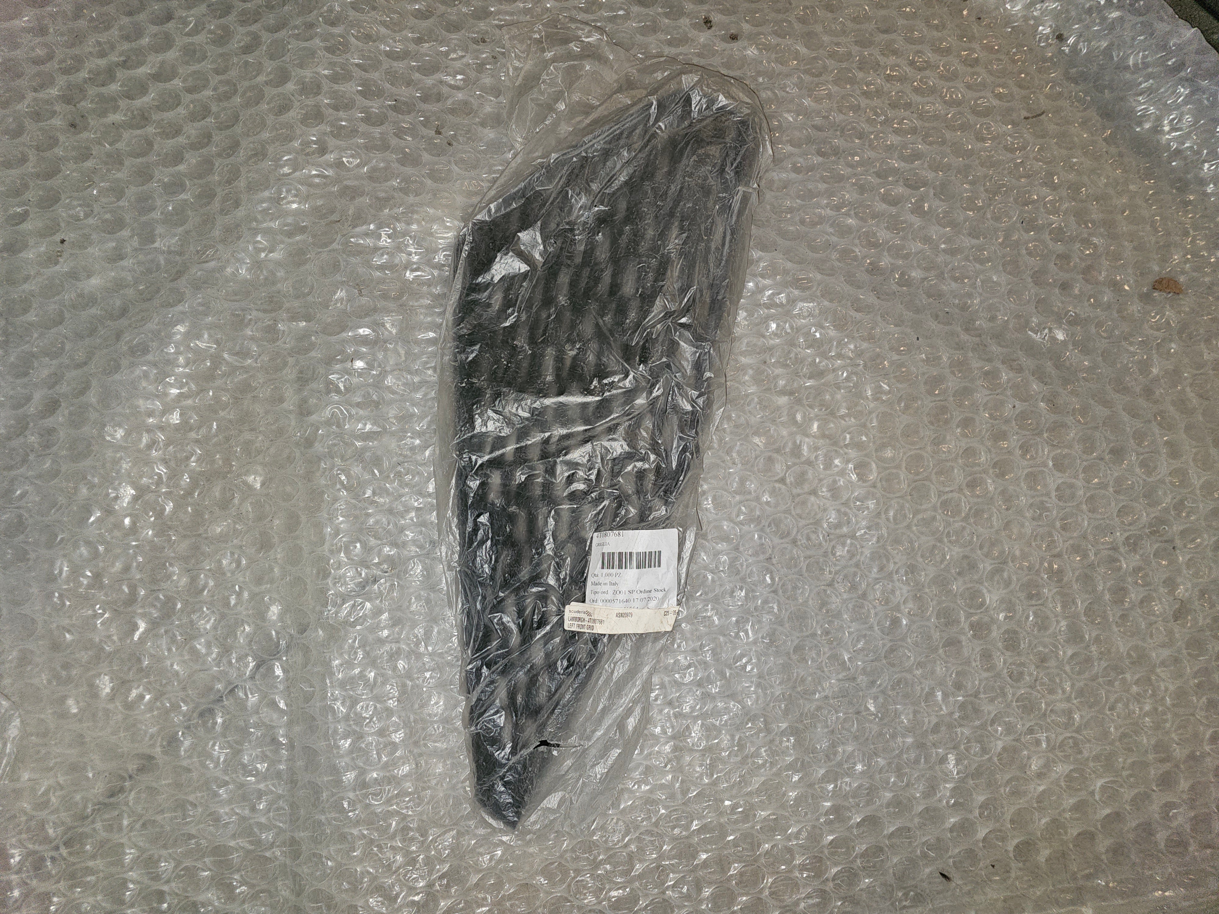 OPEN BOX - OEM Lamborghini Huracan Left Front Grill MPN 4T0807681