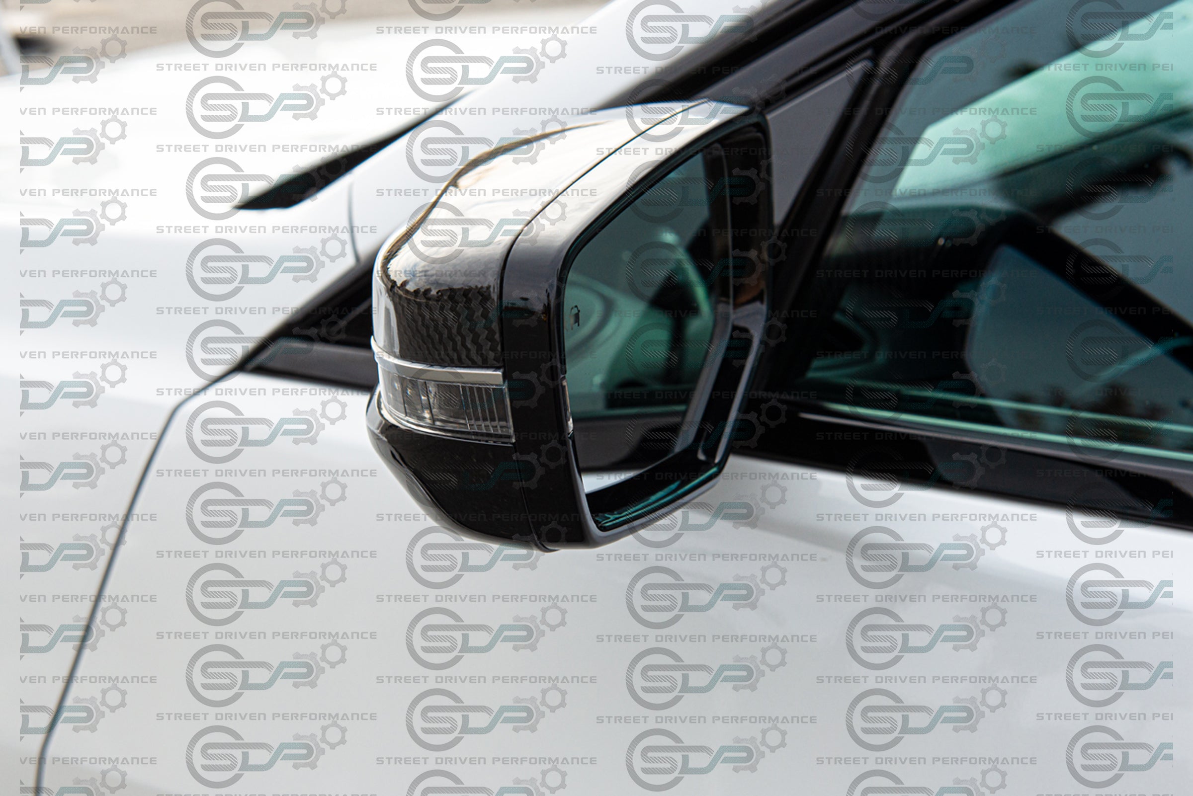 2016-2019 Cadillac CTS/ CTS-V V3 | Carbon Fiber Side Mirror Covers Replacement - All Models