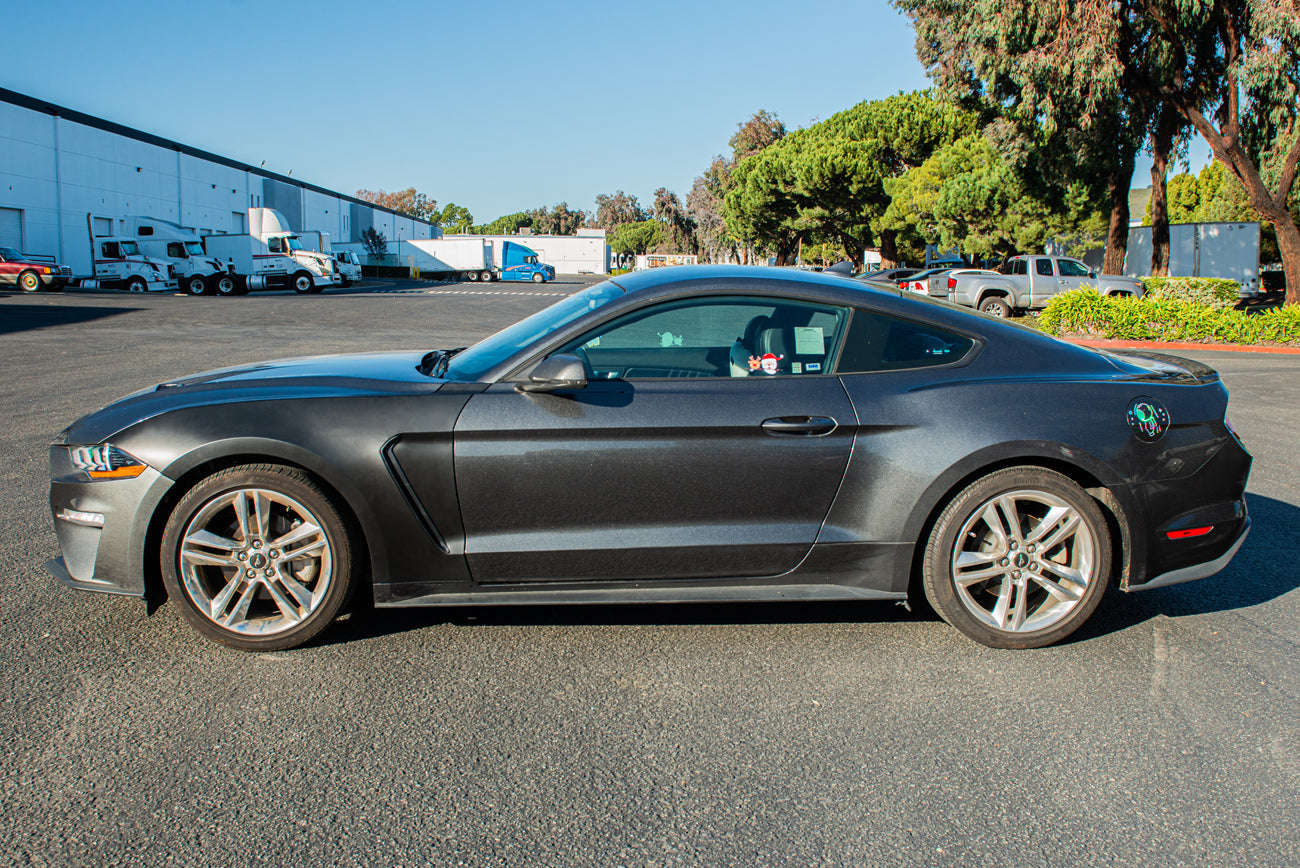 2018-2023 Ford Mustang | GT350 Style Matte Black Front Side Fenders