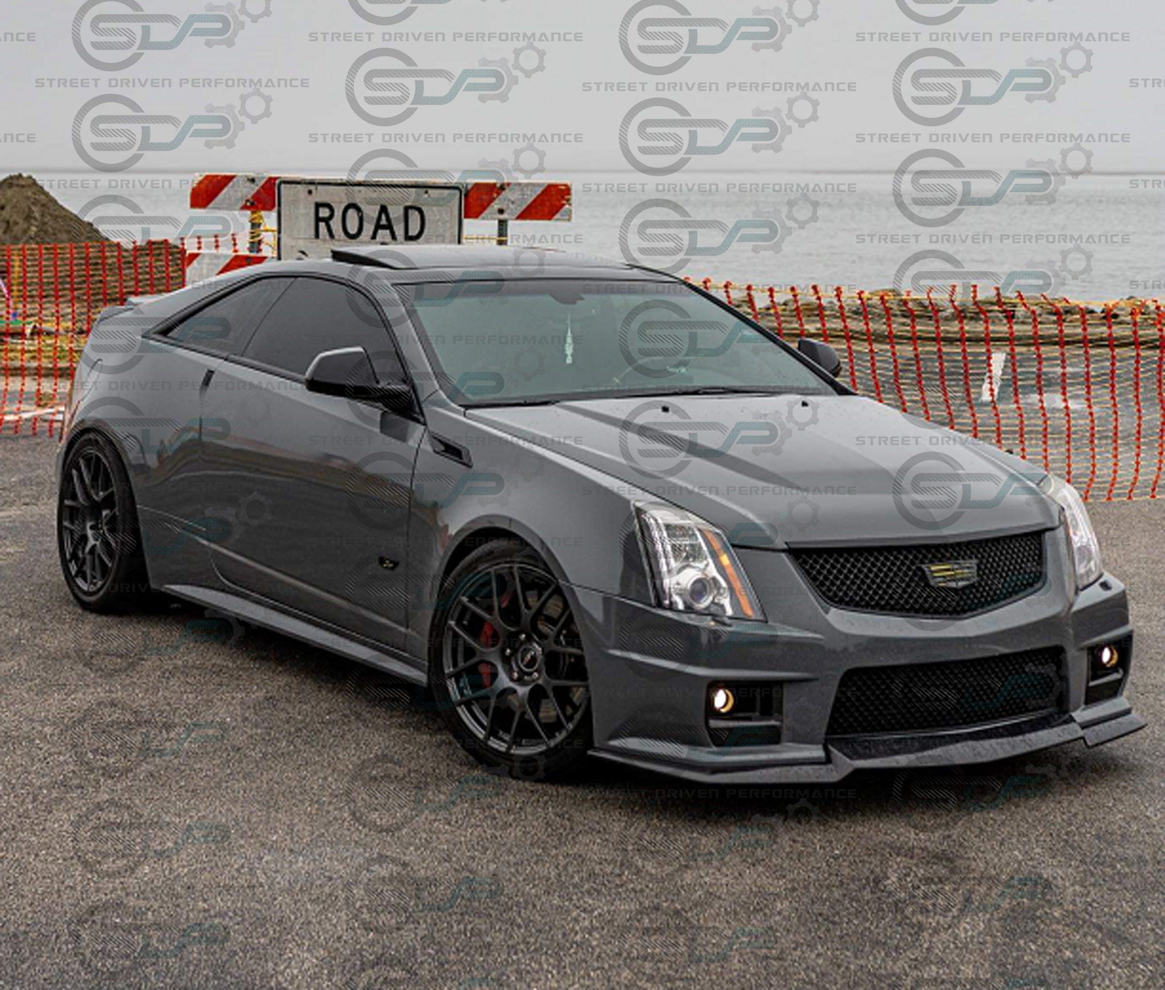 2009-2015 CTS-V V2 -  Black front grilles set (blank no emblem)